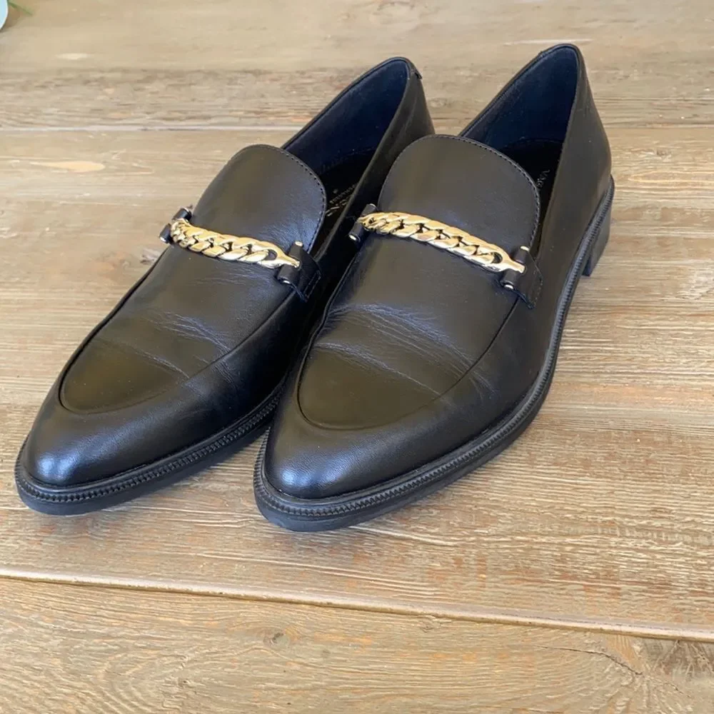 Free People Vagabond Frances Black Leather Loafer w/ Chain Detail EU 38 / US 7.5